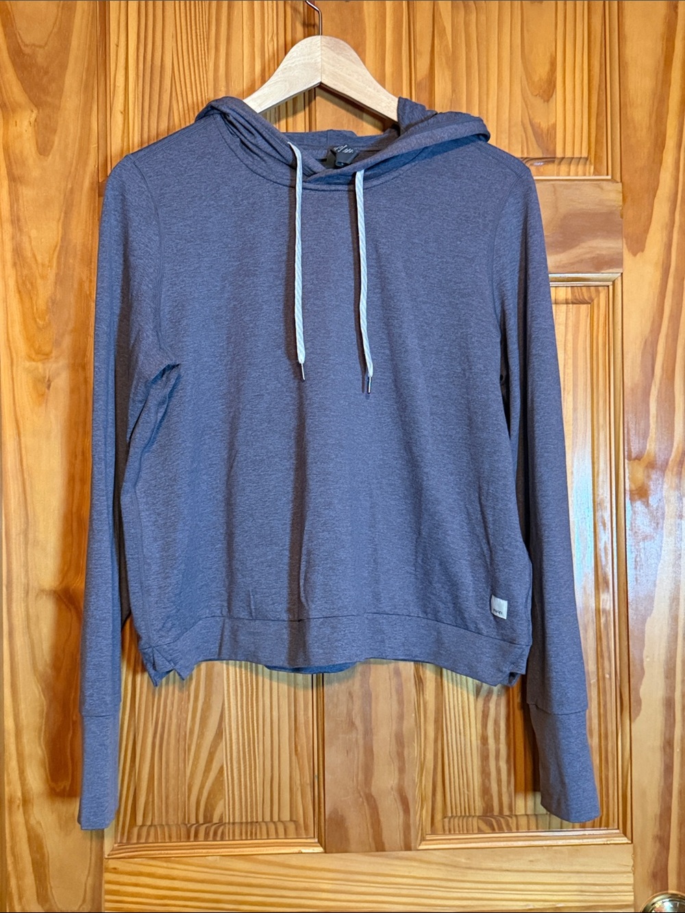 Vuori Women’s Heathered Purple Pullover Hoodie